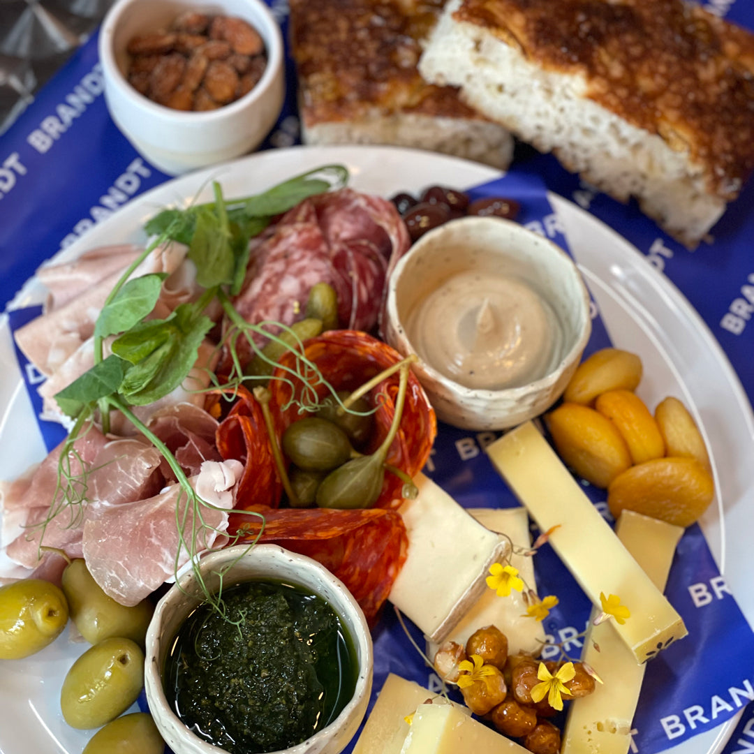 Hent fredag 21/11: Nok til 2 - Antipasti