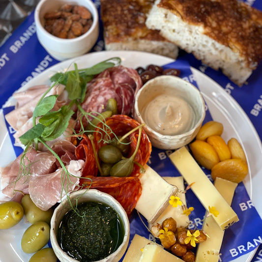 Book og hent 3/7: Nok til 2 - Antipasti